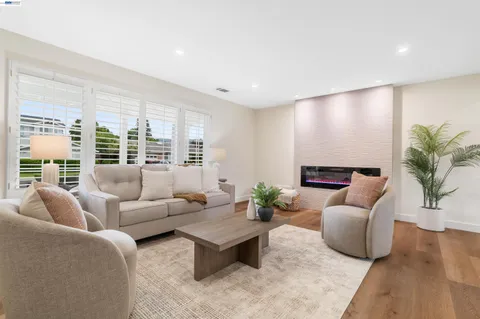 $1,898,000 | 5481 Greenfield Way, Pleasanton, CA 94566