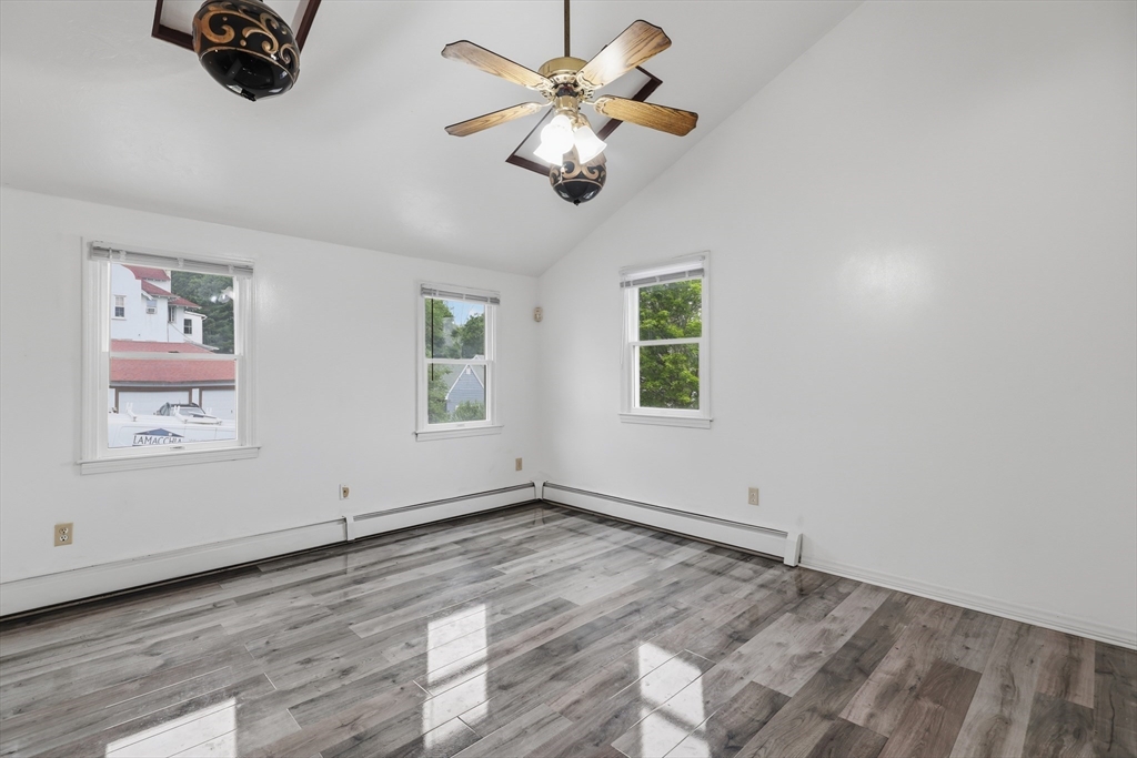 119 Vale Street Worcester, MA 01604 - Photo 6 of 31