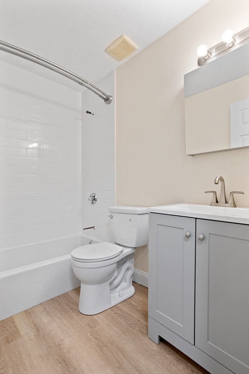 23 Davis Road, Unit C7 Acton, MA 01720 - Photo 1 of 25 Gallery Image 1