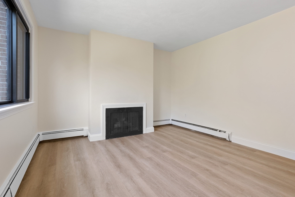 23 Davis Road, Unit C7 Acton, MA 01720 - Photo 9 of 25 Gallery Image 9