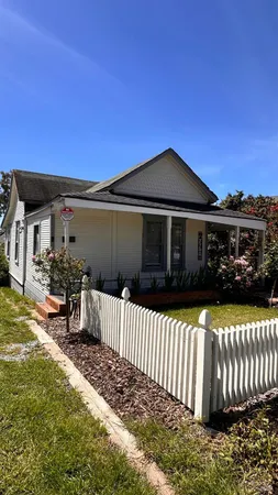 $3,500,000 | 407 Pine Street, Capitola, CA 95010