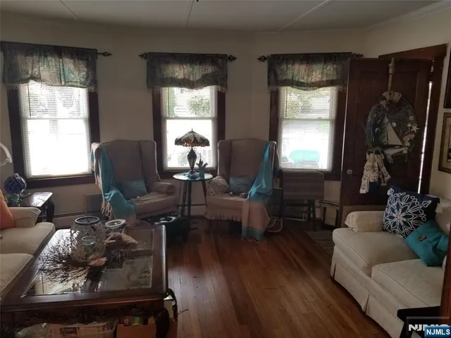 $2,600 | 36 Glenwild Avenue, Unit 1, Bloomingdale, NJ 07403