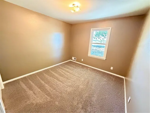 $322,500 | 10002 Northwest County Road 2002, Amoret, MO 64722