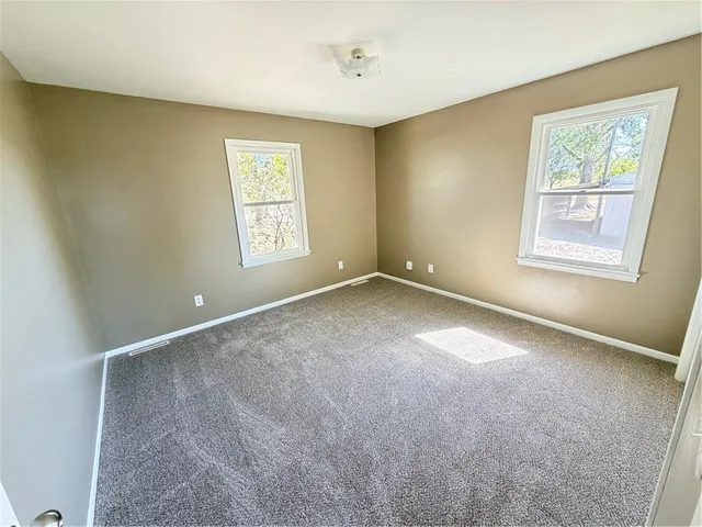 $322,500 | 10002 Northwest County Road 2002, Amoret, MO 64722