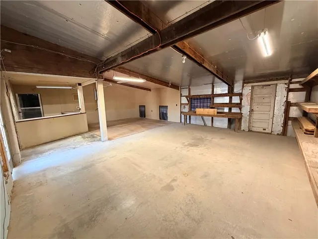 $322,500 | 10002 Northwest County Road 2002, Amoret, MO 64722