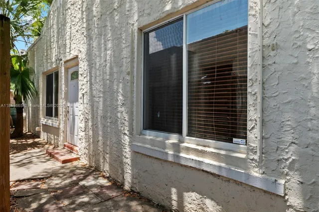 a view of entrance door of the house