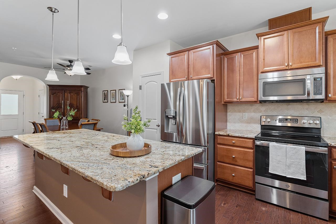 10109 Raven Tree Drive Raleigh, NC 27617 - Photo 12 of 36 Kitchen