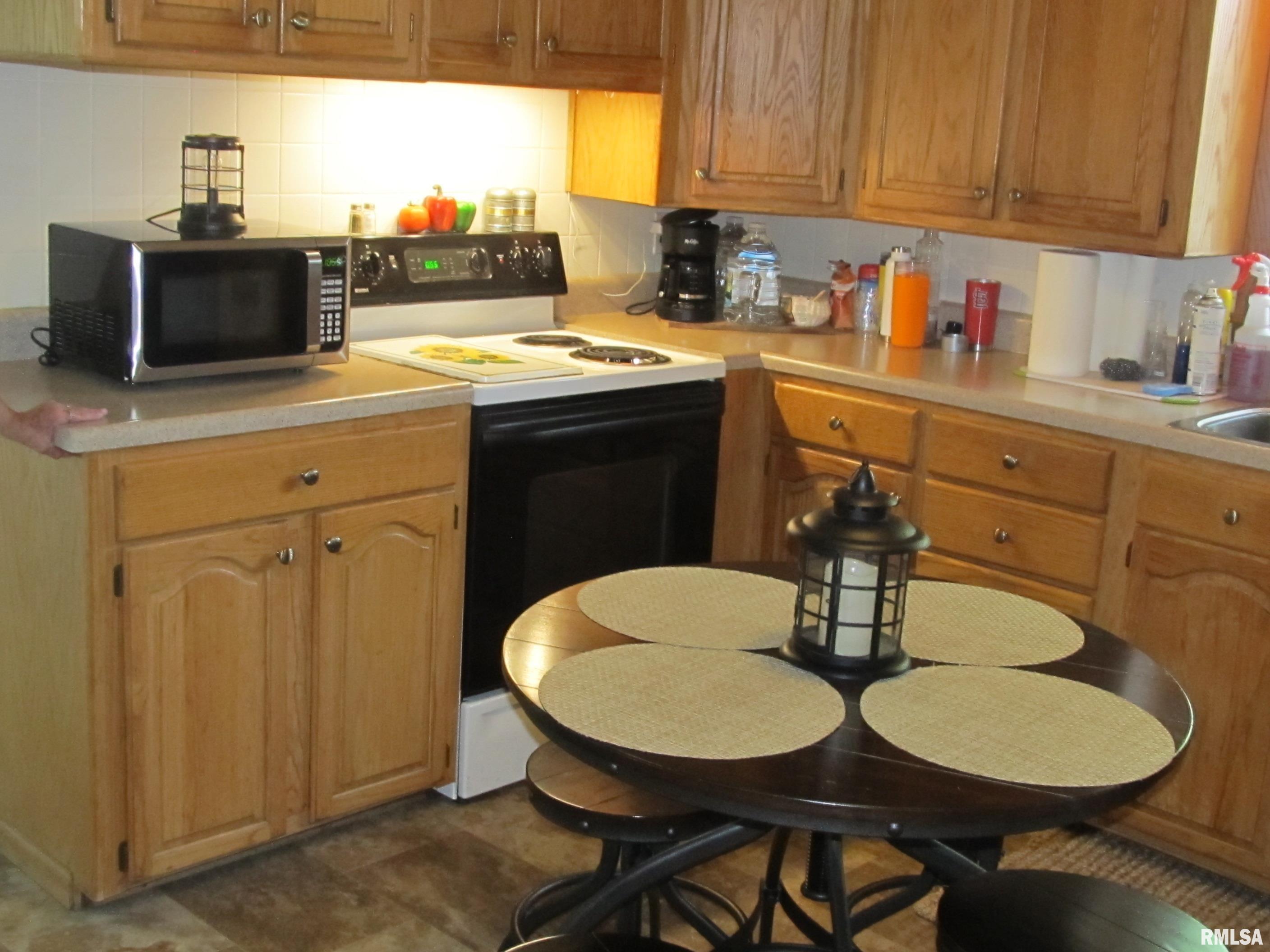 18215 Rte 84 North East Moline, IL 61244 - Photo 14 of 33 Gallery Image 14