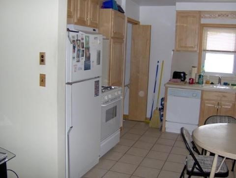 17444 Wick Road Allen Park, MI 48101 - Photo 4 of 12 459973-3.JPG