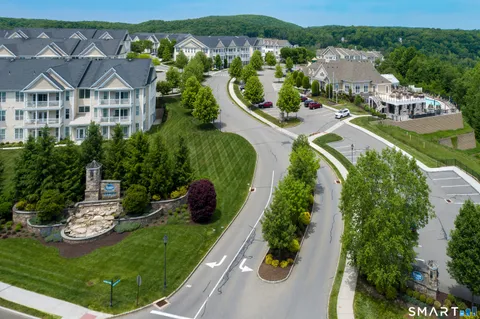 $499,000 | 925 Old Pasture Drive, Unit 925, Danbury, CT 06810