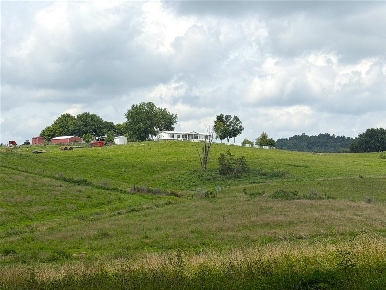 944 East Hack Road Brownsville, KY 42210 - Photo 5 of 22 Gallery Image 5