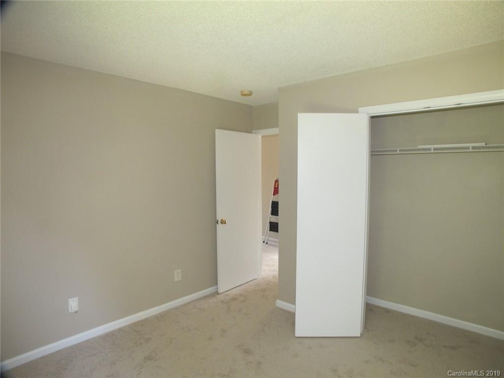 2212 Pimpernel Road Charlotte, NC 28213 - Photo 13 of 19