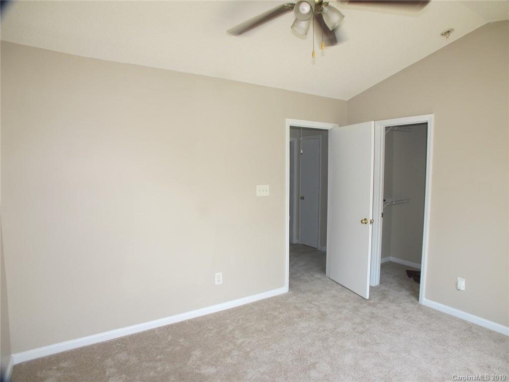 2212 Pimpernel Road Charlotte, NC 28213 - Photo 9 of 19