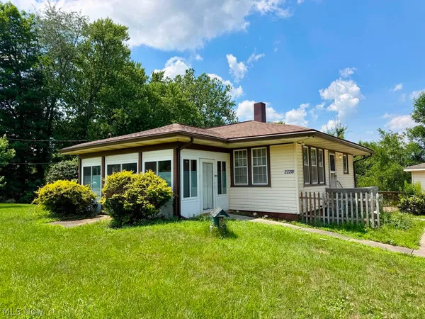 $125,000 | 22218 Highway 30, Minerva, OH 44657