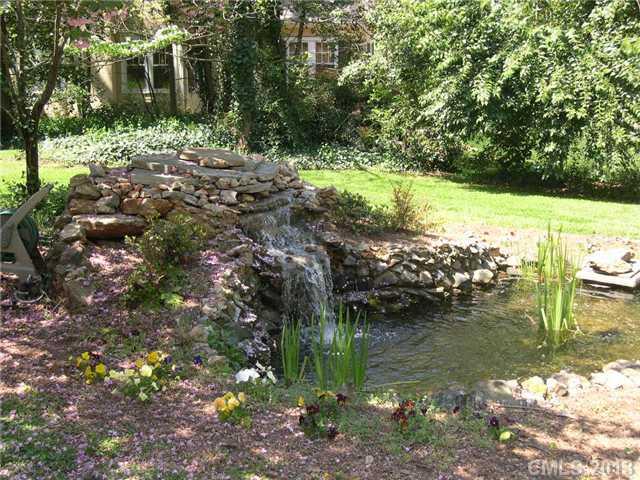 905 Bromley Road Charlotte, NC 28207 - Photo 15 of 16 Gallery Image 15