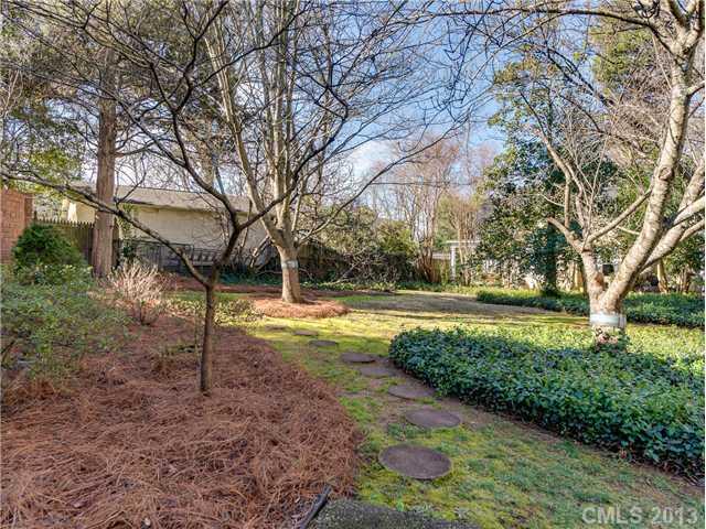 905 Bromley Road Charlotte, NC 28207 - Photo 16 of 16 Gallery Image 16