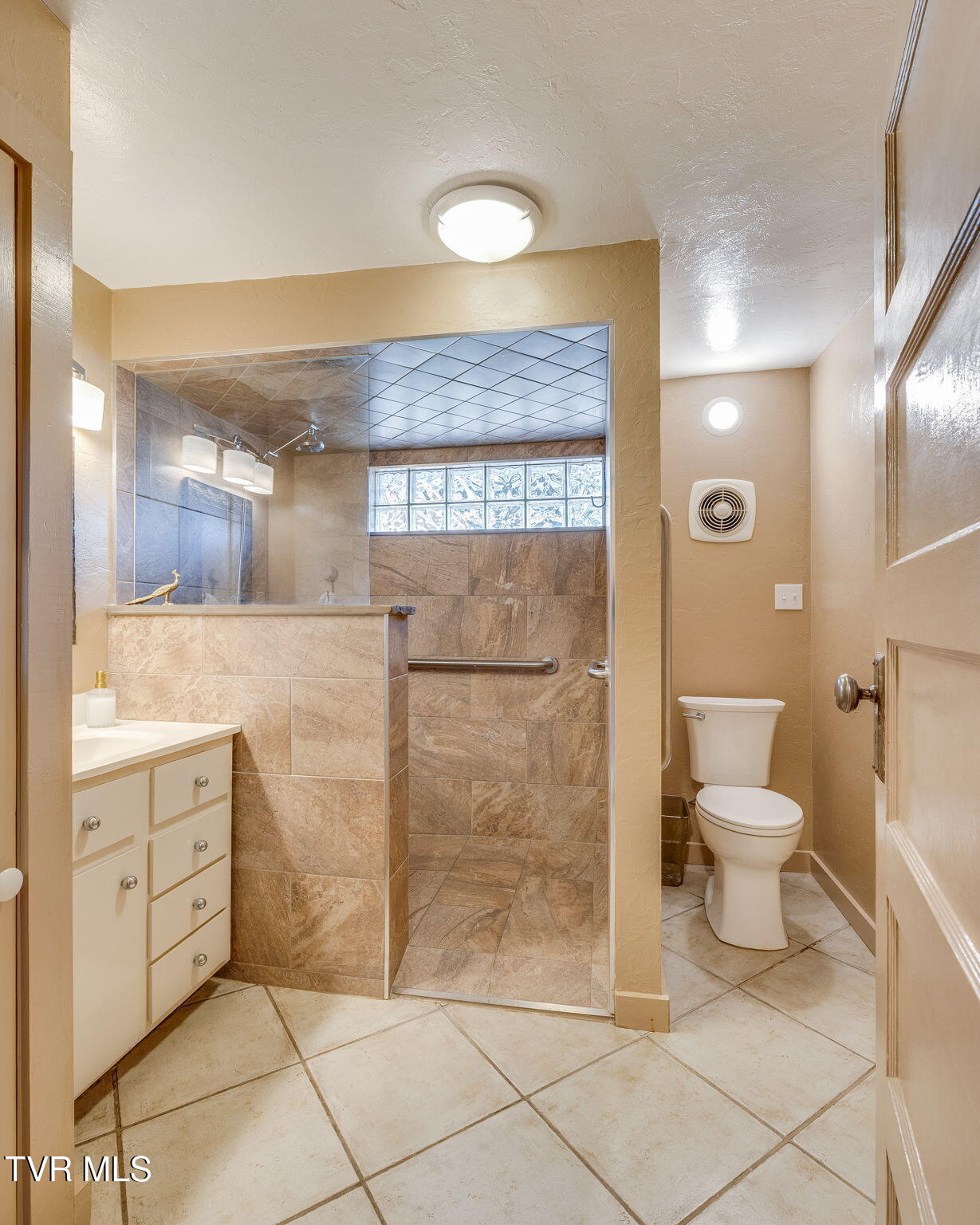 341 Locust Gap Road Mountain City, TN 37683 - Photo 16 of 31 016