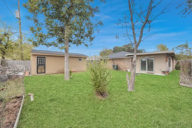 $2,100 | 6324 Bramley Drive, Pasadena, TX 77503