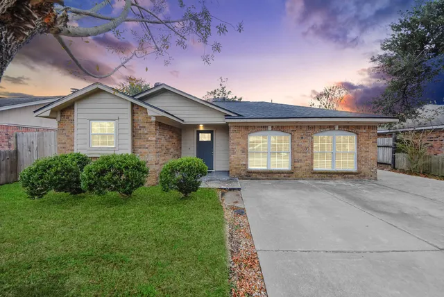 $2,100 | 6324 Bramley Drive, Pasadena, TX 77503