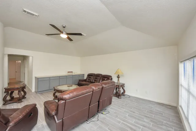 $2,100 | 6324 Bramley Drive, Pasadena, TX 77503