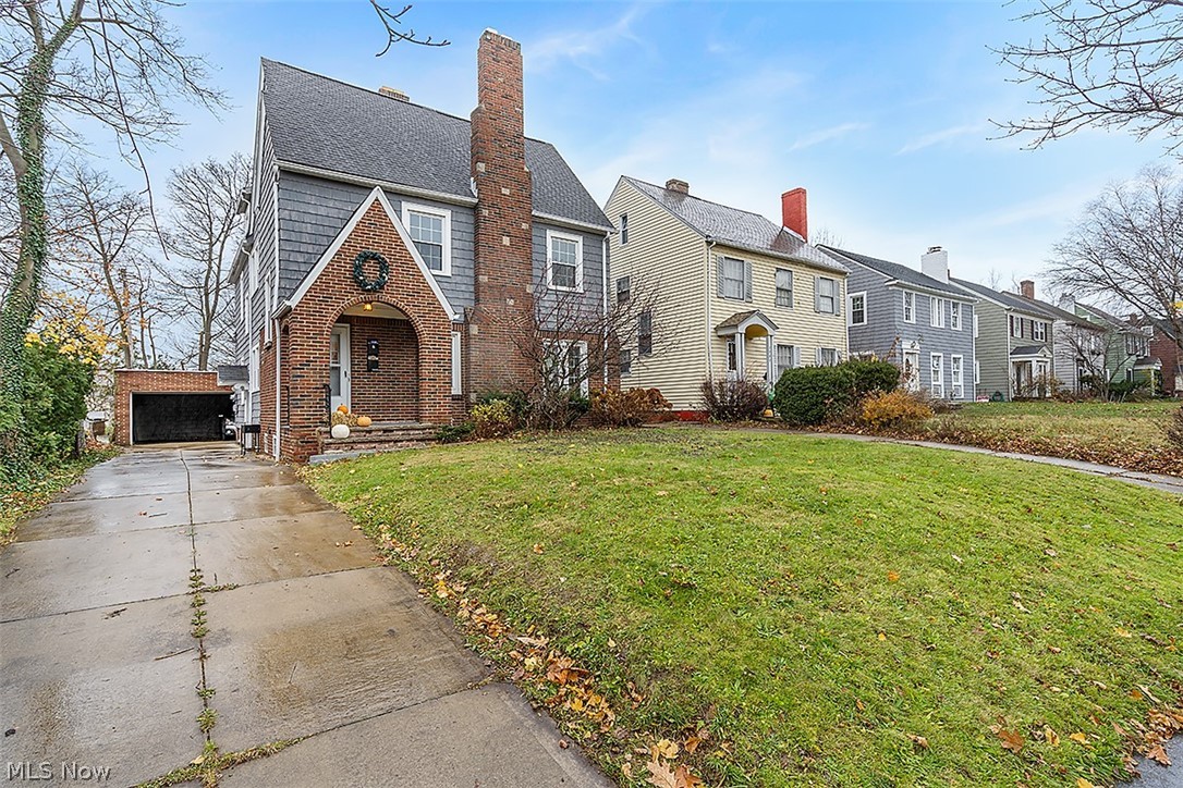3584 Avalon Road Cleveland, OH 44120 - Photo 4 of 29