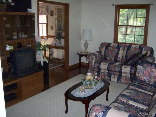 9310 Old Forge Road Providence Forge, VA 23140 - Photo 5 of 10 Other - Living Room