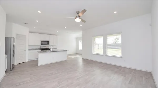 $2,250 | 3521 Rockefeller Road, Texas City, TX 77591