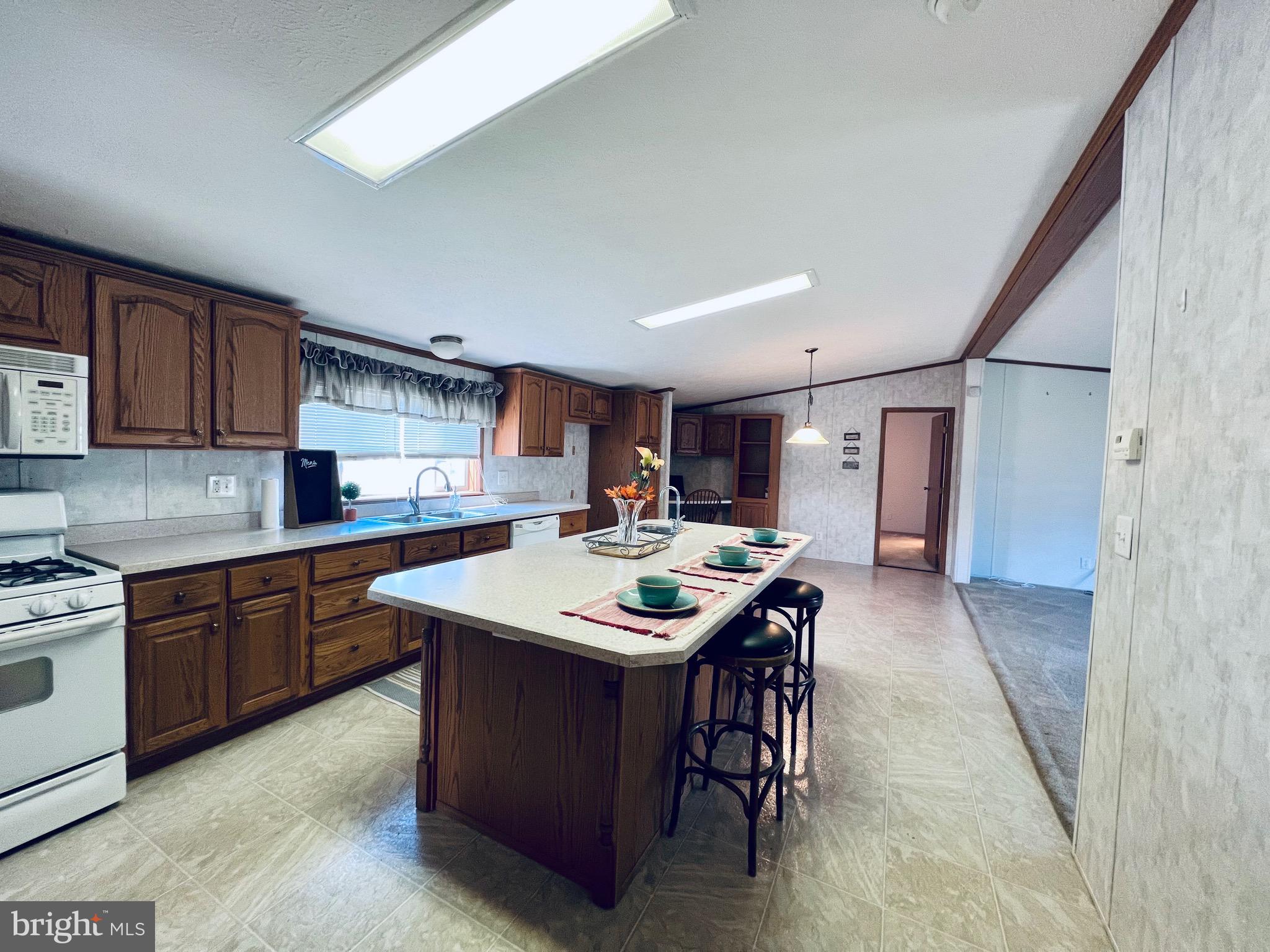 137 Decatur Drive Grantville, PA 17028 - Photo 8 of 27 Gallery Image 8