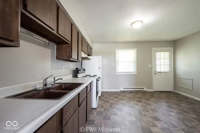 $850 | 2950 West Us 52, Unit 9, New Palestine, IN 46163