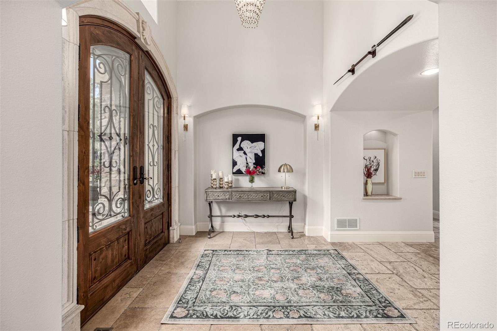 648 Ruby Trust Drive Castle Rock, CO 80108 - Photo 5 of 49 a view of living room