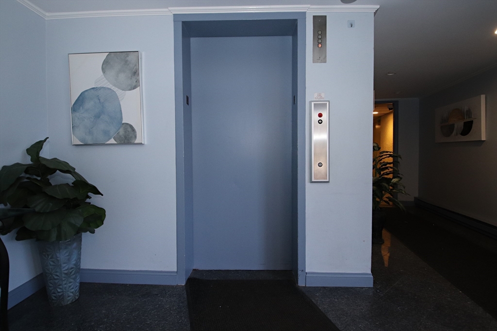 9 Broadway, Unit 222 Saugus, MA 01906 - Photo 5 of 30