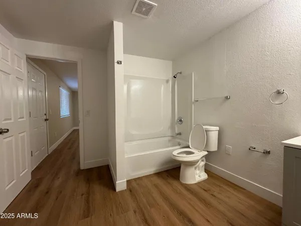 $1,900 | 2020 East Arbor Avenue, Mesa, AZ 85204