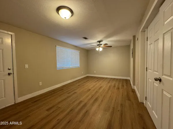 $1,900 | 2020 East Arbor Avenue, Mesa, AZ 85204