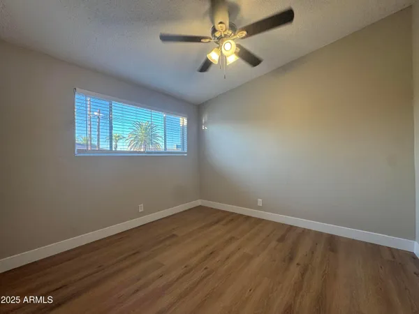 $1,900 | 2020 East Arbor Avenue, Mesa, AZ 85204