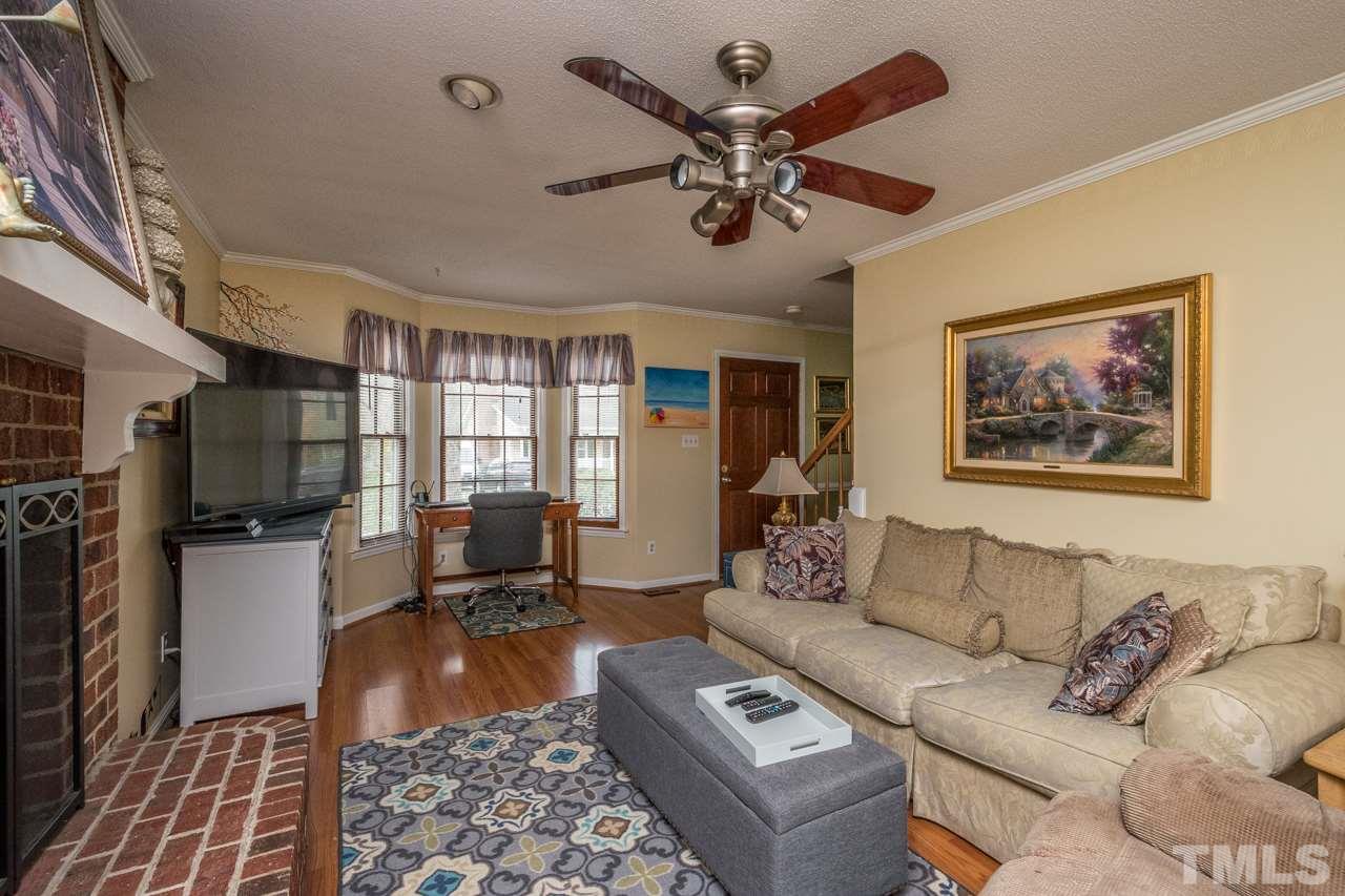 8217 Round Oak Road Raleigh, NC 27616 - Photo 11 of 20 Gallery Image 11