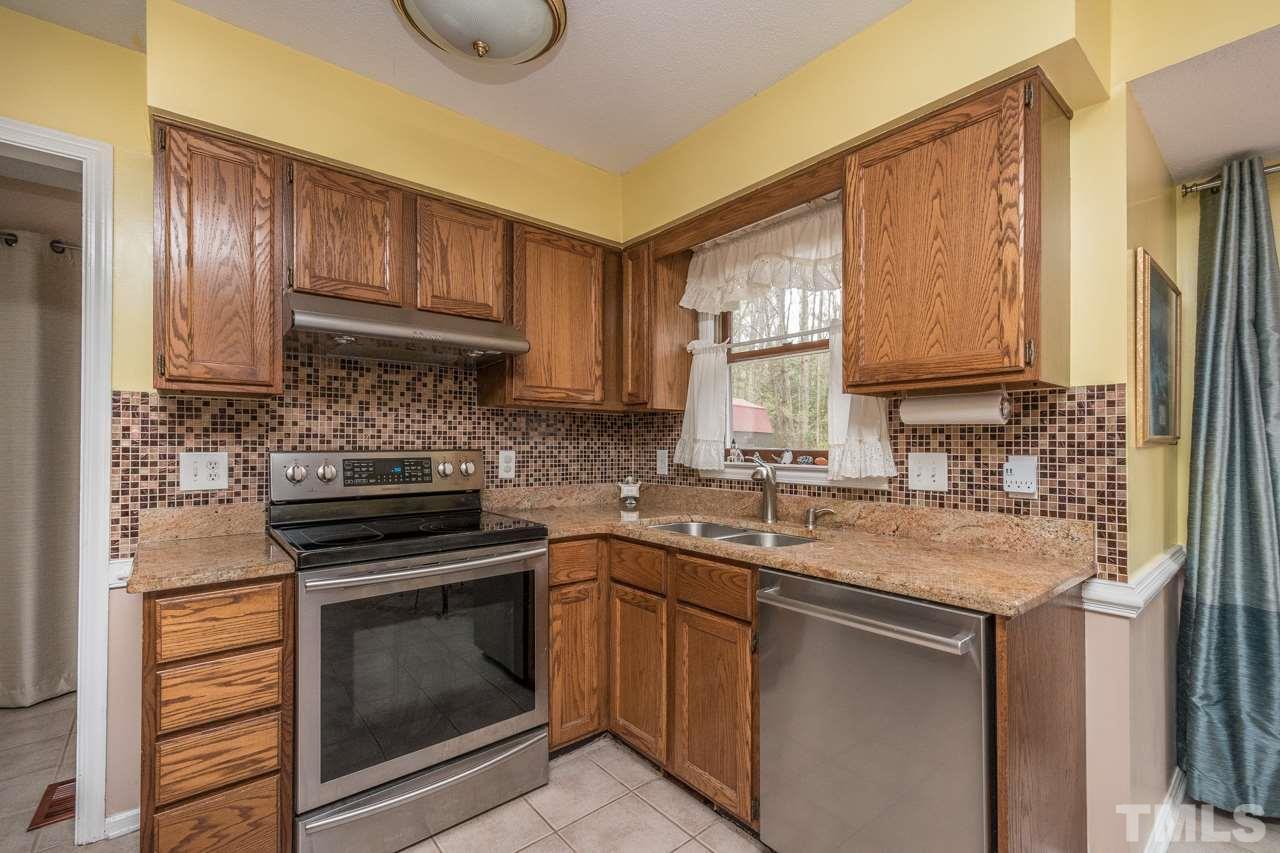 8217 Round Oak Road Raleigh, NC 27616 - Photo 8 of 20 Gallery Image 8