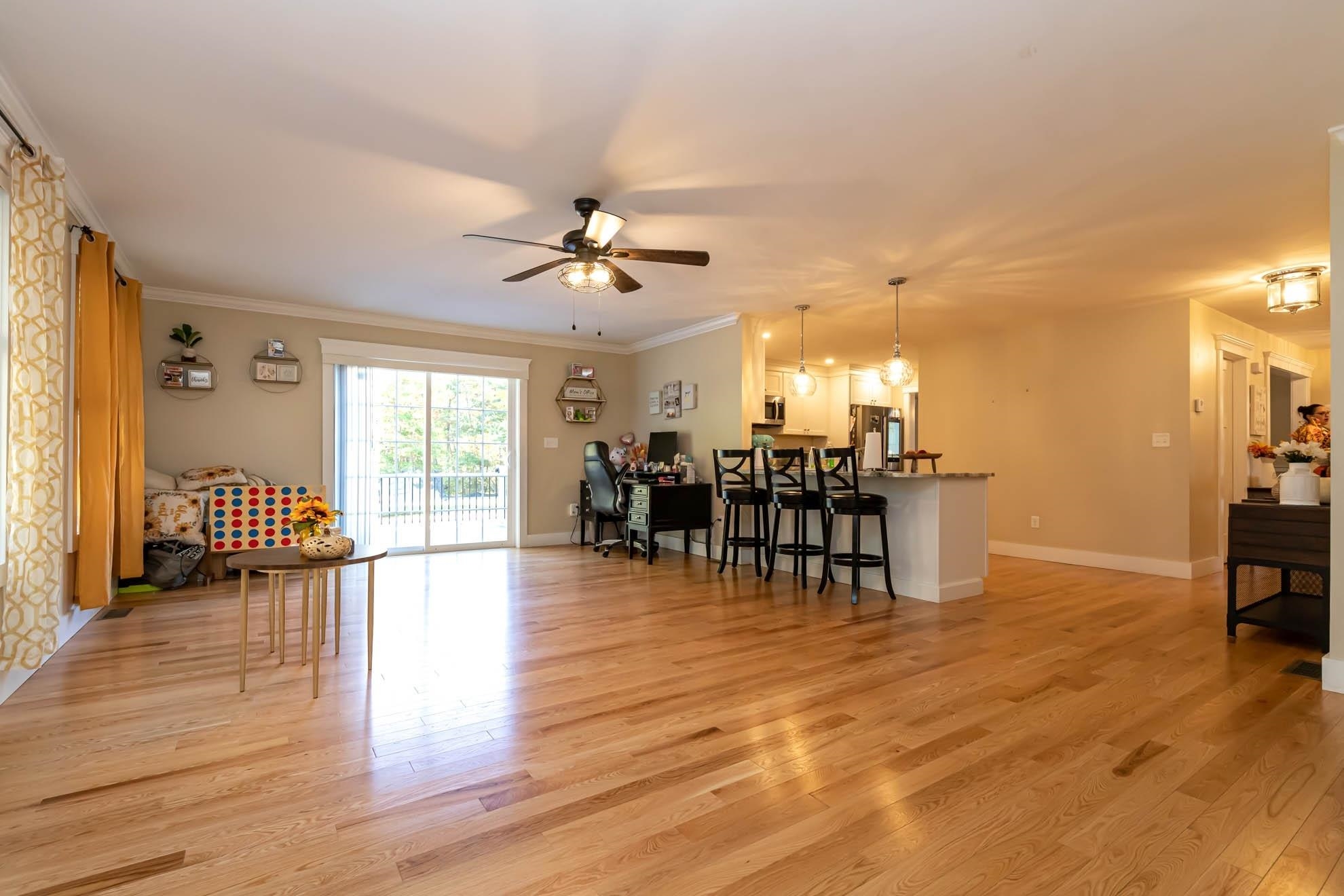 53 Chase Road, Unit B Londonderry, NH 03053 - Photo 15 of 37