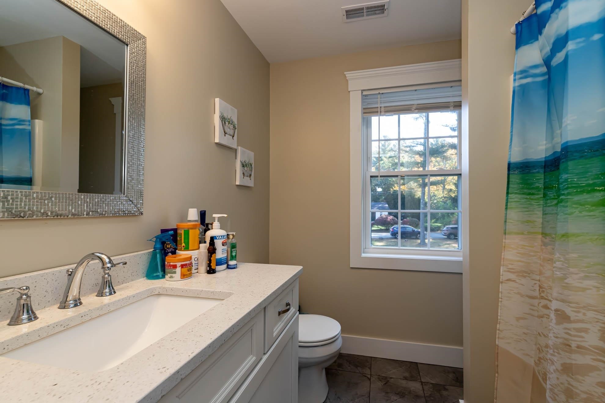 53 Chase Road, Unit B Londonderry, NH 03053 - Photo 22 of 37