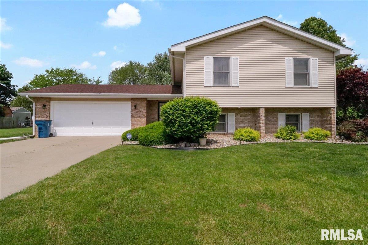 2805 York Road Springfield, IL 62703 - Photo 1 of 25