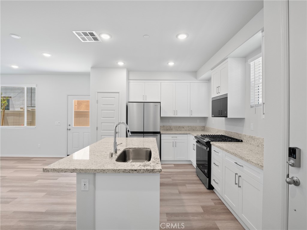 40387 Via Olorosso Temecula, CA 92591 - Photo 7 of 59