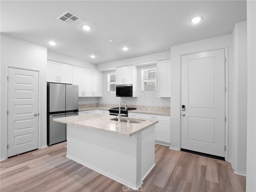 40387 Via Olorosso Temecula, CA 92591 - Photo 8 of 59