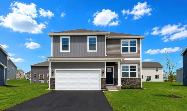 $499,990 | 1022 Emerald Drive, Montgomery, IL 60538