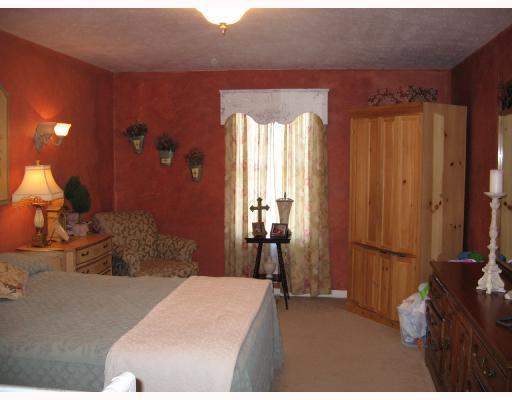 1556 Cathell Road Baldwin, PA 15236 - Photo 6 of 7 Master Bedroom.