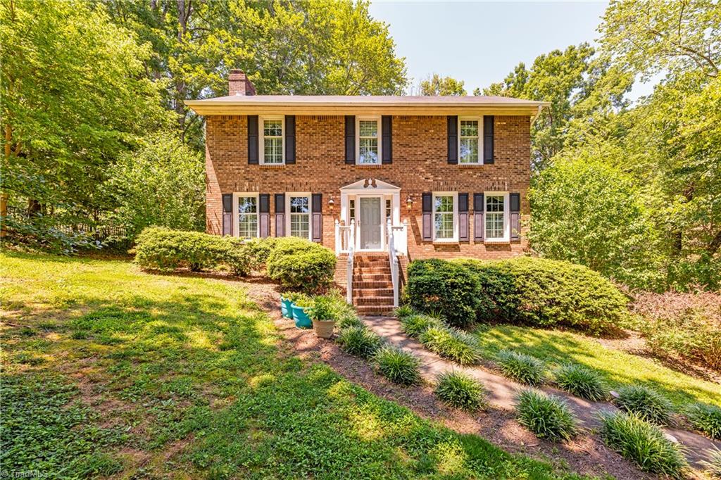 5536 Folkstone Road Pfafftown, NC 27040 - Photo 1 of 41 Gallery Image 1