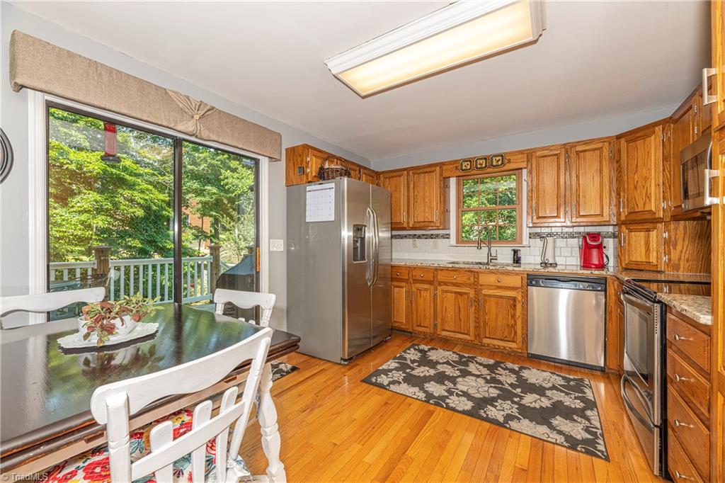 5536 Folkstone Road Pfafftown, NC 27040 - Photo 23 of 41 Gallery Image 23