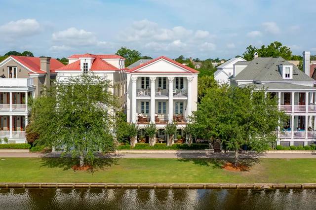 $3,295,000 | 22 Fernandina Street, Mount Pleasant, SC 29464