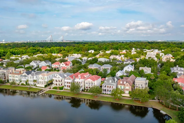 $3,295,000 | 22 Fernandina Street, Mount Pleasant, SC 29464