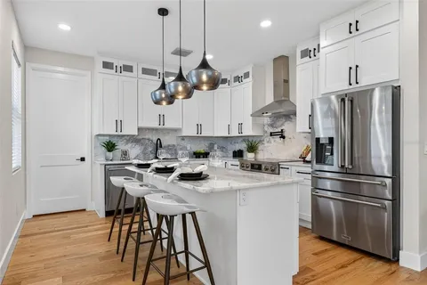 $1,290,000 | 6266 4th Avenue South, St. Petersburg, FL 33707