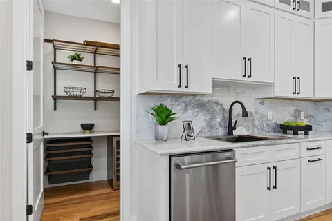 $1,290,000 | 6266 4th Avenue South, St. Petersburg, FL 33707