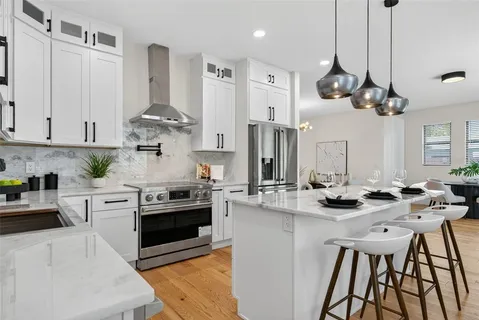 $1,290,000 | 6266 4th Avenue South, St. Petersburg, FL 33707